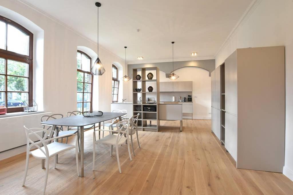 6,5 Luxury Room Apartment - Central Zwickau - 3 Bedrooms - 2 Bathrooms Exterior photo